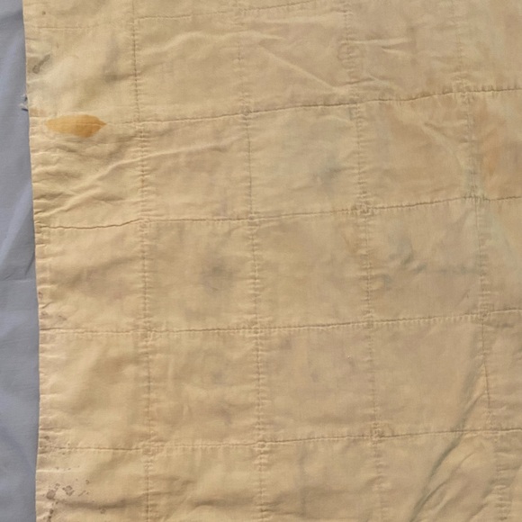 Vintage Quilt (Cutter) Several Rips & Stains 71”x80” for Projects - Picture 13 of 16